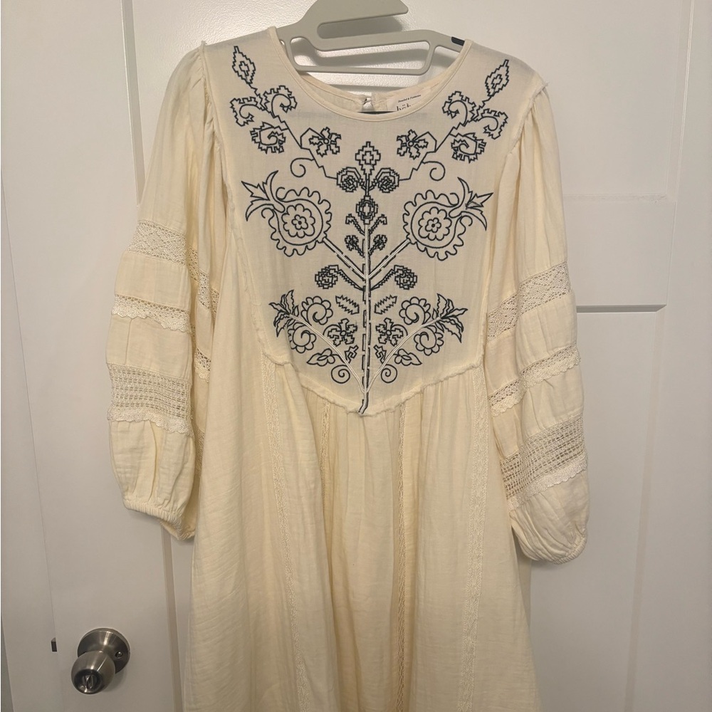 Bohme cream dress size small